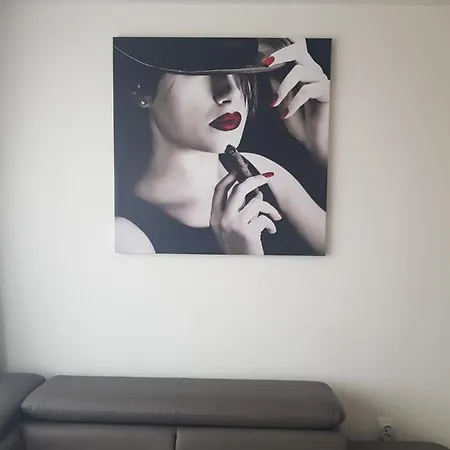 Mall Afi Shopping - Gara Апартаменти *