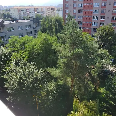Апартаменти Mall Afi Shopping - Gara